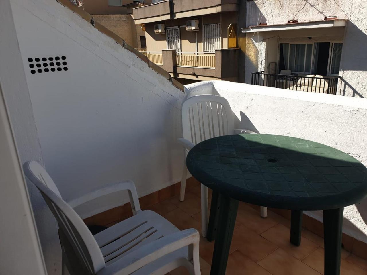 Apartamento Decada Cervantes 19 フエンヒロラ エクステリア 写真